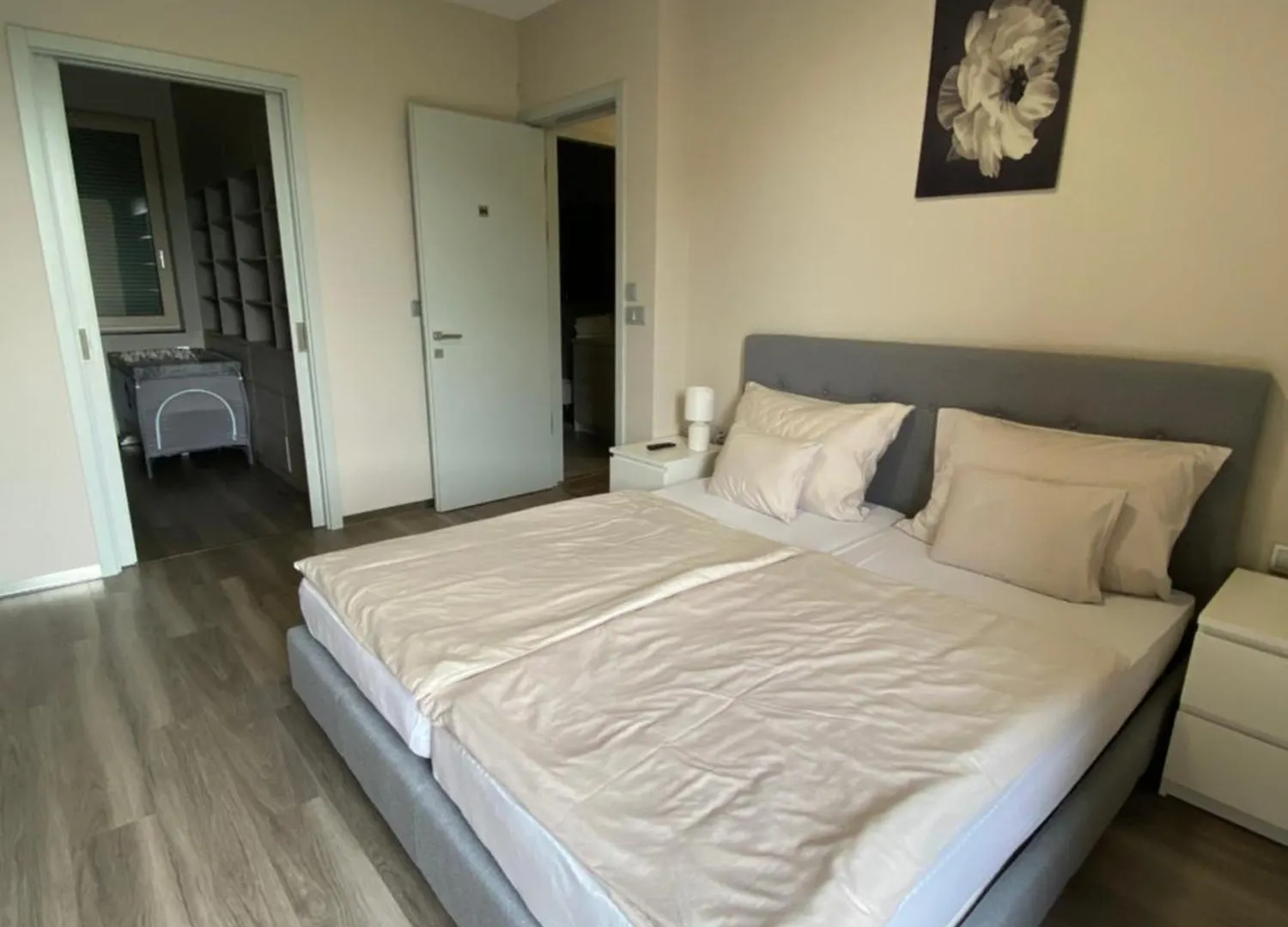 Apartment Modern Living In Budapest