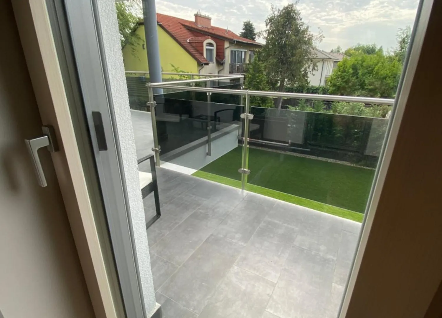 Apartment Modern Living In Budapest