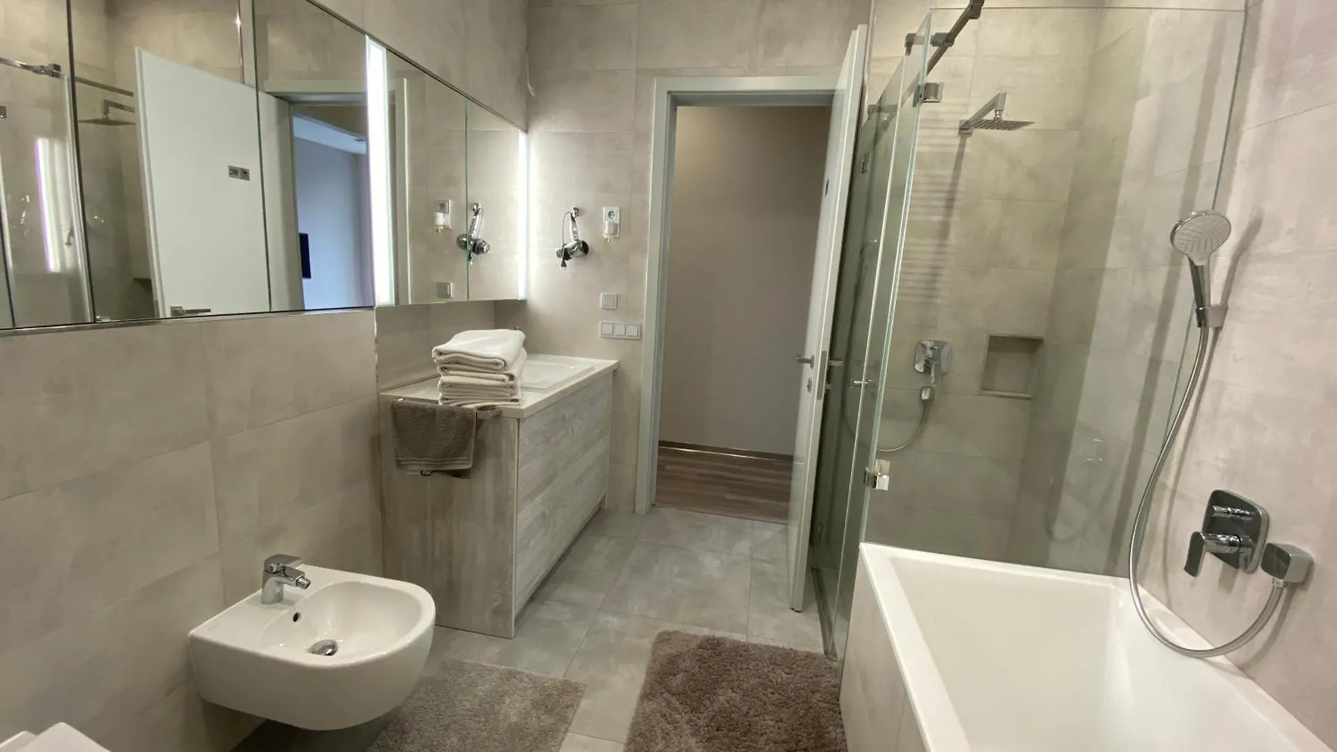Modern Living In Budapest Apartment